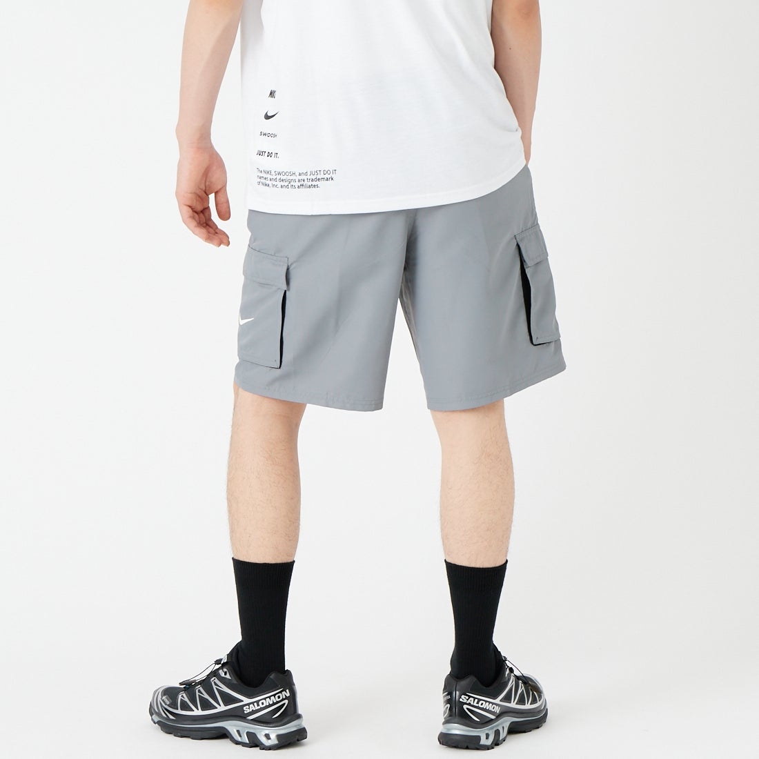 NIKE SWIM [ナイキスイム] ボヤージュエッセンシャル 9インチボレーショーツ [NESSG452] N051 ｸｰﾙｸﾞ &&モデル身長：177cm 着用サイズ：L&&