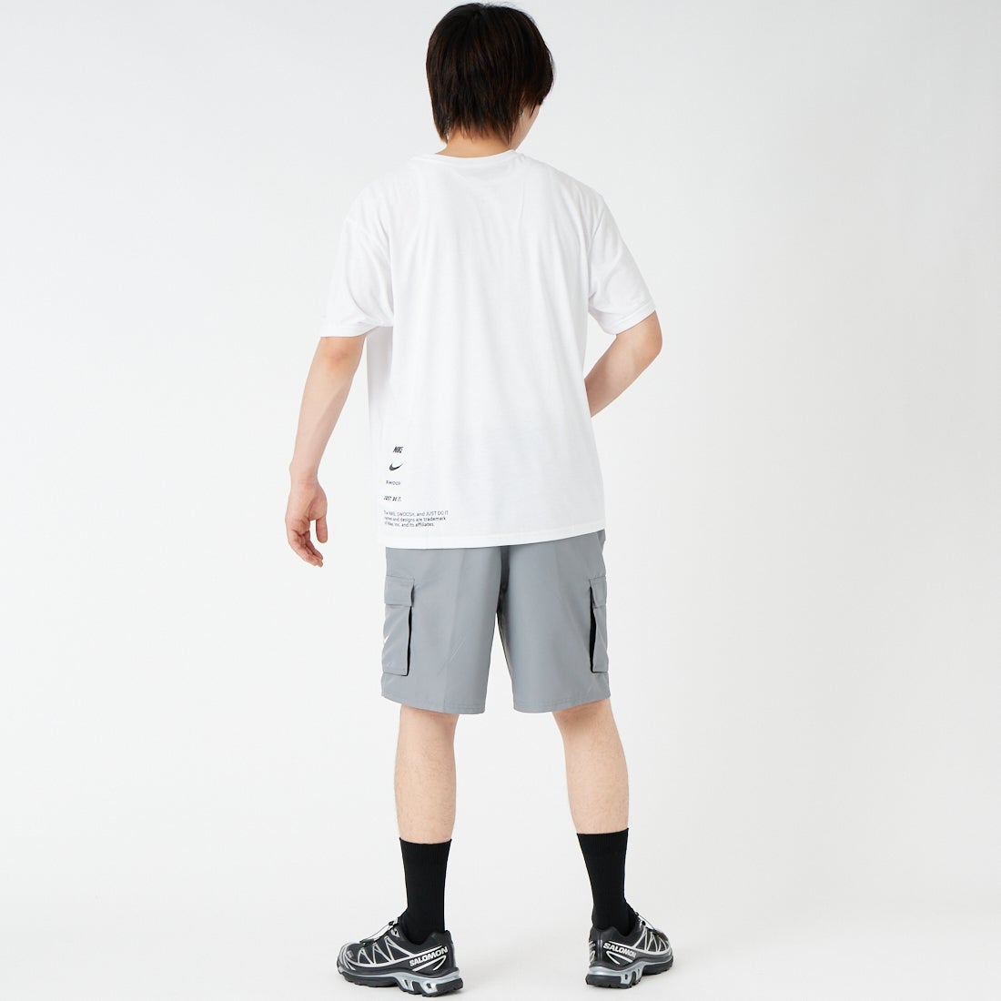 NIKE SWIM [ナイキスイム] ボヤージュエッセンシャル 9インチボレーショーツ [NESSG452] N051 ｸｰﾙｸﾞ &&モデル身長：177cm 着用サイズ：L&&