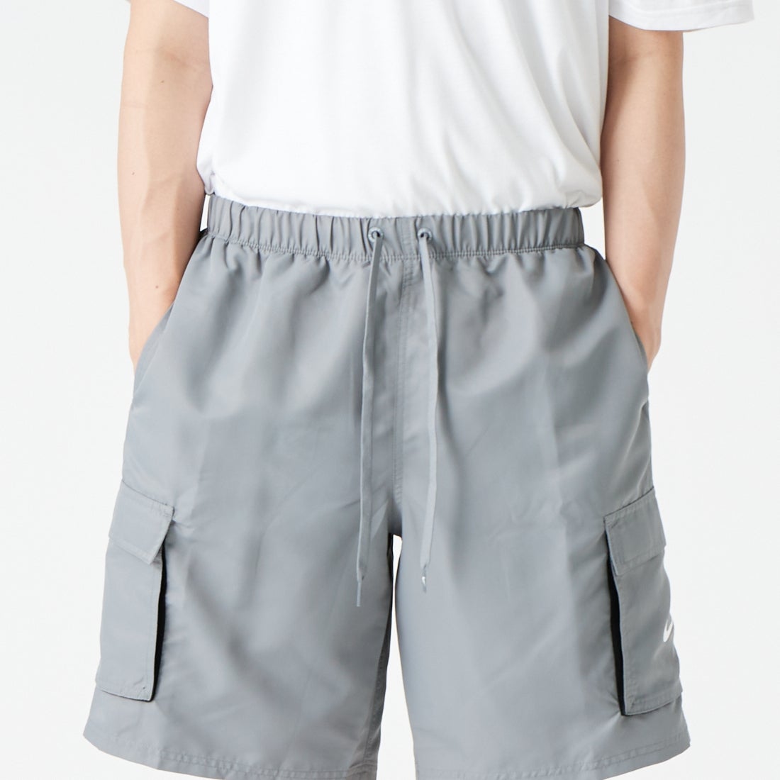 NIKE SWIM [ナイキスイム] ボヤージュエッセンシャル 9インチボレーショーツ [NESSG452] N051 ｸｰﾙｸﾞ &&モデル身長：177cm 着用サイズ：L&&