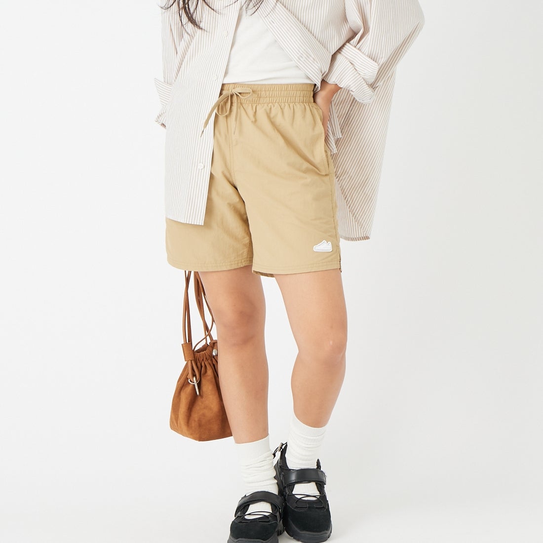 NIKE SWIM [ナイキスイム] AF1パッチリサイクルナイロンショーツ [NESSF509] N241 ﾊﾟﾗｼｭ &&モデル身長：162cm 着用サイズ：S&&