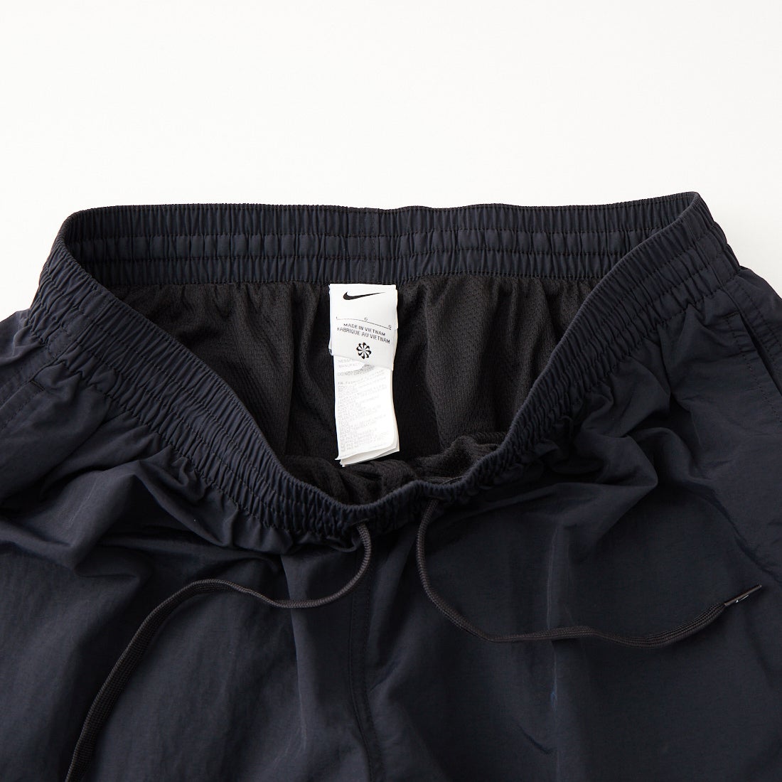 NIKE SWIM [ナイキスイム] グラフィックスペック 7インチボレーショーツ [NESSF508] N001 ﾌﾞﾗｯｸ