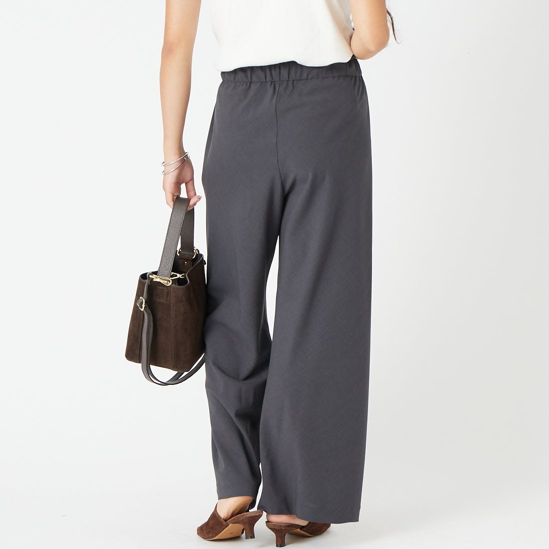 Jeans Factory Clothes [ジーンズファクトリークローズ] リネンライクポプリンバイアスパンツ [21268060] 003 ﾁｬｺｰﾙ &&モデル身長：162cm 着用サイズ：36&&