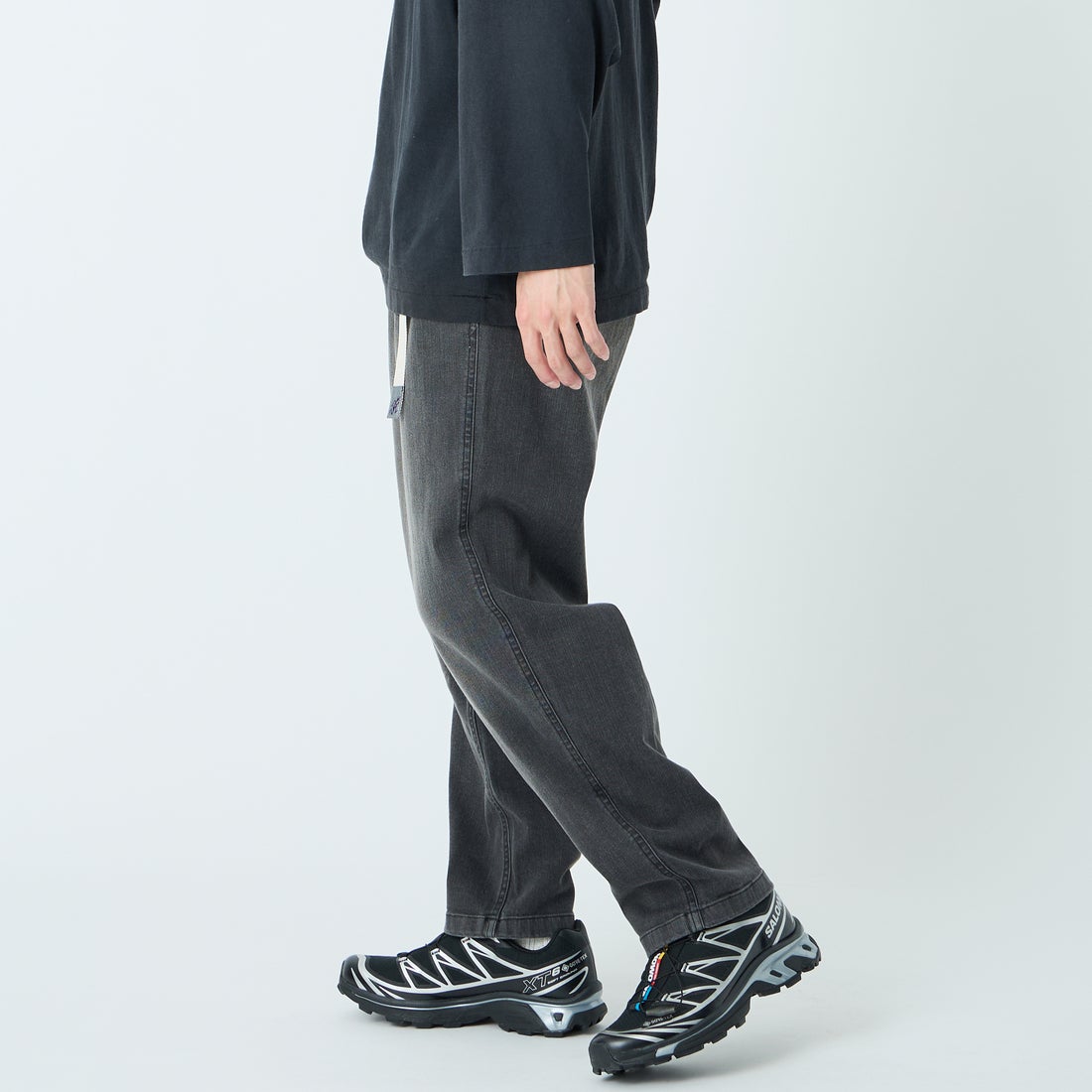 GRAMiCCi [グラミチ] 別注 ストレッチデニム エブリデイパンツ [DENIM-EVERYDAY-JF] BLACK USED &&モデル身長：168cm 着用サイズ：L&&
