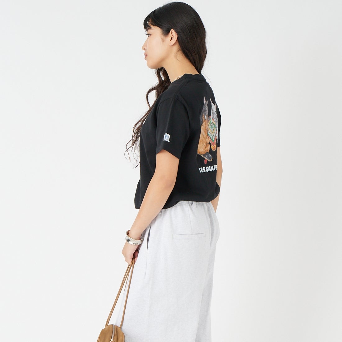 The Endless Summer [エンドレスサマー] YAKUMAN ショートスリーブTシャツ [FH-26574344] 01 BLACK &&モデル身長：162cm 着用サイズ：S&&