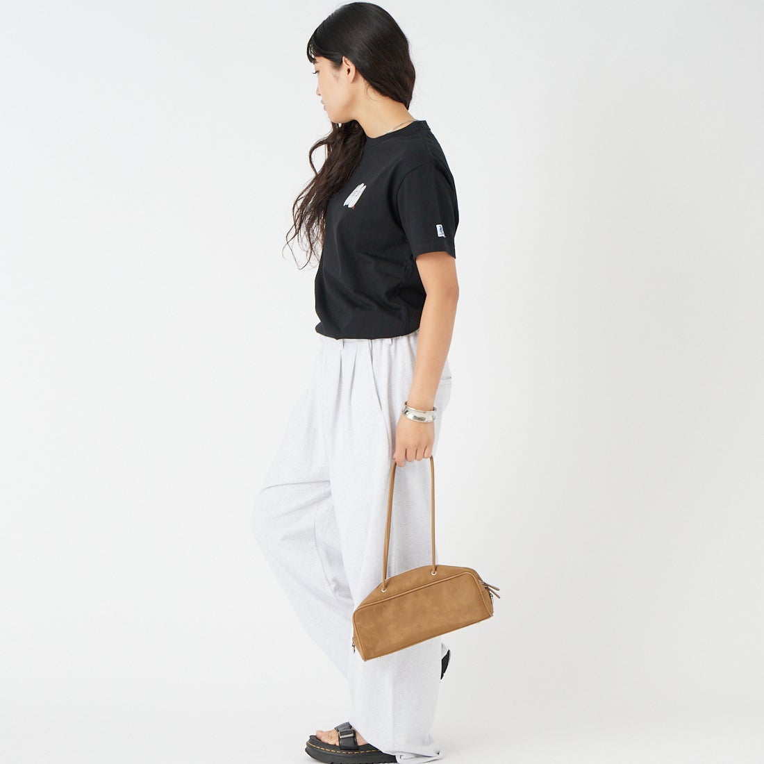 The Endless Summer [エンドレスサマー] YAKUMAN ショートスリーブTシャツ [FH-26574344] 01 BLACK &&モデル身長：162cm 着用サイズ：S&&
