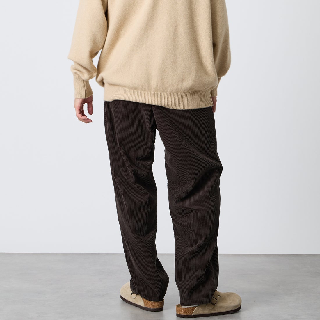 GRAMiCCi [グラミチ] 別注 コーデュロイ エブリデイパンツ [GMP6-F1026-JF] BROWN &&モデル身長：168cm 着用サイズ：L&&
