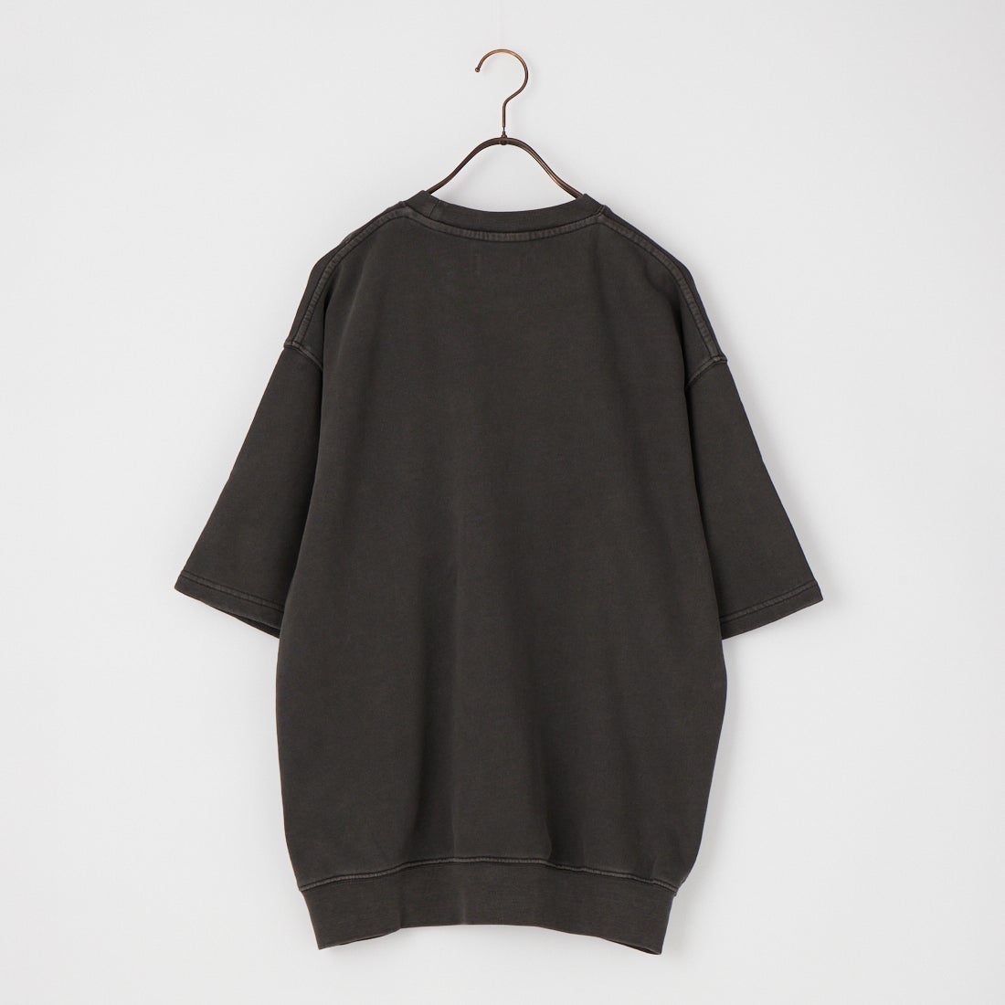 Saturdays NYC [サタデーズ ニューヨークシティ] ELLIOTT ピグメントダイショートスリーブスウェット [BBM26220] FADE BLACK