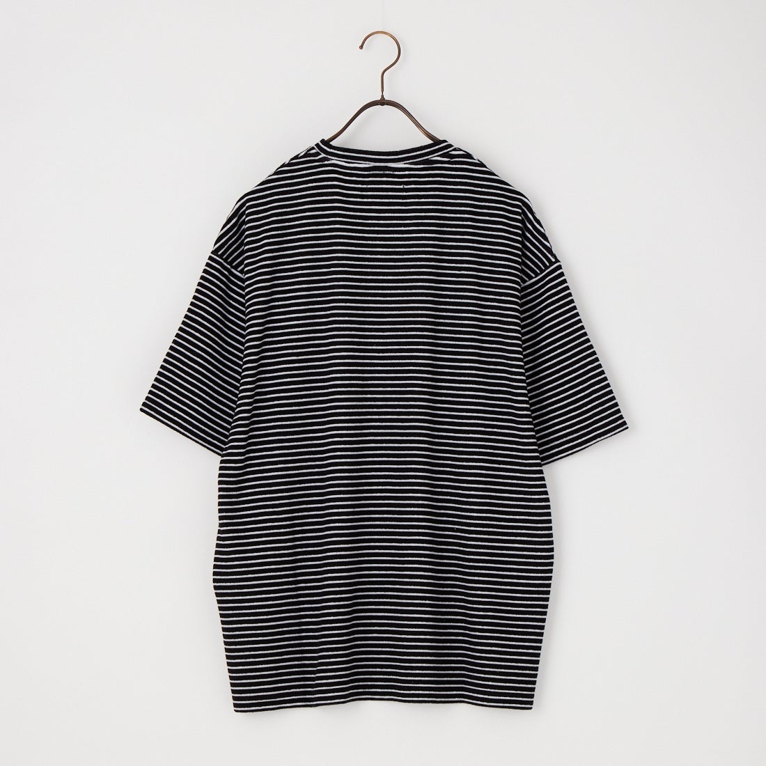 Saturdays NYC [サタデーズ ニューヨークシティ] BRANDON ストライプパイル リラックスショートスリーブTシャツ [BBM26290] BLACK