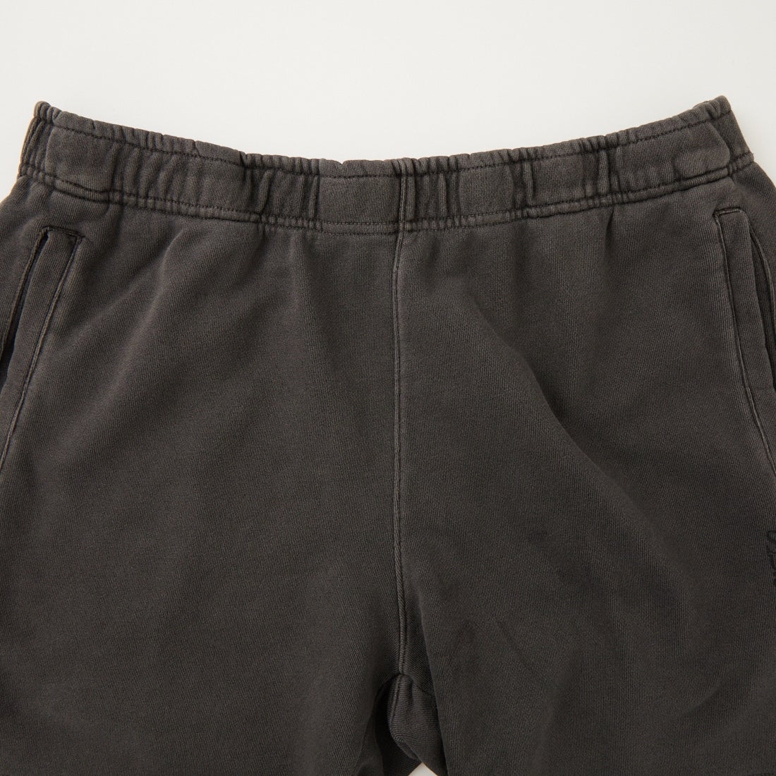 Saturdays NYC [サタデーズ ニューヨークシティ] AUSTIN ピグメントダイスウェットショートパンツ [BBS26100] FADE BLACK