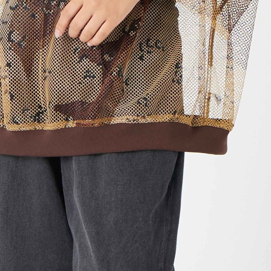 ODDMENT [オッドメント] メッシュネットTシャツ [INDIVI-NET-TEE] DESERT &&モデル身長：162cm 着用サイズ：ONE SIZE&&