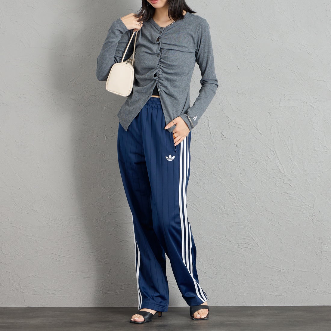 adidas Originals [アディダス オリジナルス] ファイヤーバード トラックパンツ(限定展開) [QD591-JF] KE4135 &&モデル身長：162cm 着用サイズ：S&&