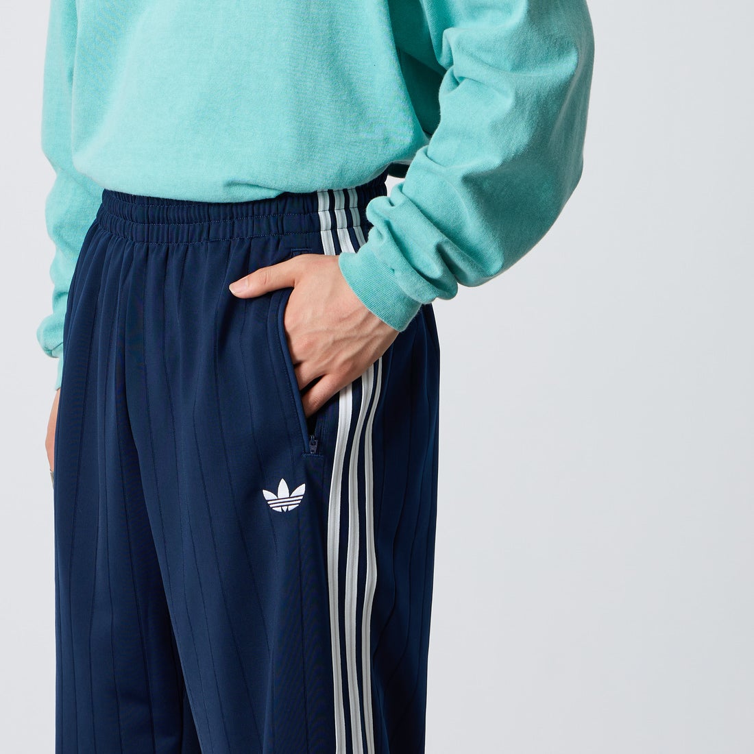 adidas Originals [アディダス オリジナルス] ファイヤーバード トラックパンツ(限定展開) [QD591-JF] KE4135 &&モデル身長：177cm 着用サイズ：L&&
