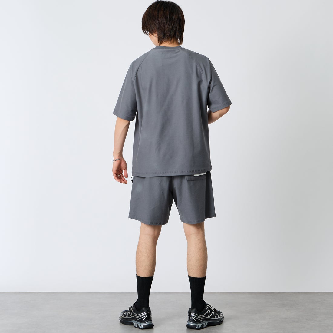 Jeans Factory Clothes [ジーンズファクトリークローズ] TECH WEAR クールリカバーTシャツ [JFC-262-004] CHARCOAL &&モデル身長：177cm 着用サイズ：M&&