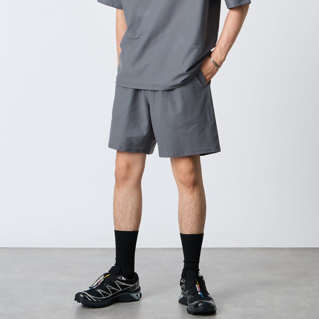 Jeans Factory Clothes [ジーンズファクトリークローズ] TECH WEAR クールリカバーショーツ [JFC-262-006] CHARCOAL &&モデル身長：177cm 着用サイズ：M&&