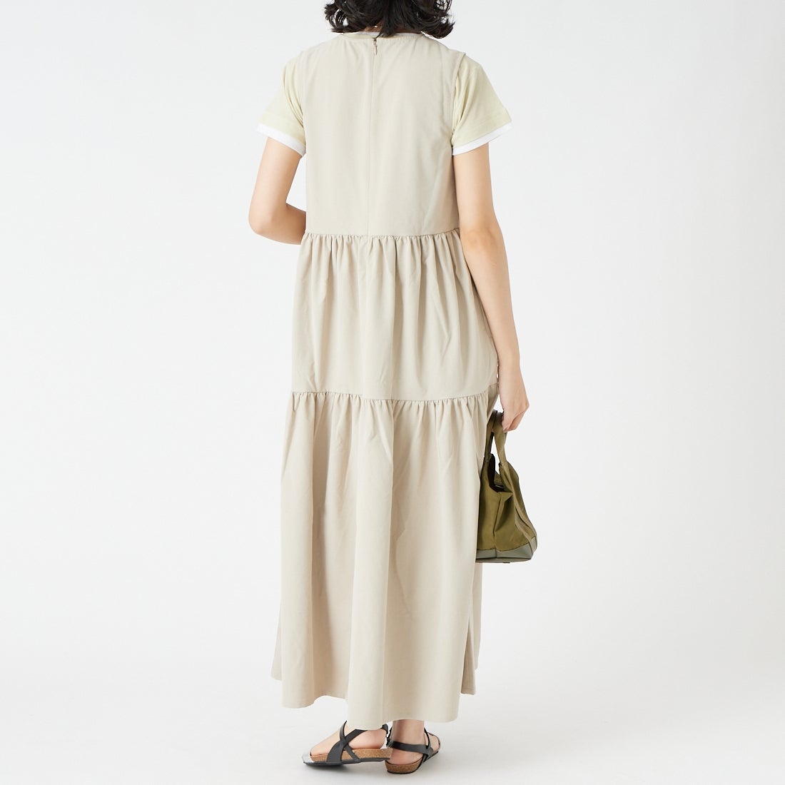 USINE [ユジーヌ] 機能素材ティアードマキシワンピース [26SSIN-05OP] BEIGE USINE [ユジーヌ] 機能素材ティアードマキシワンピース [26SSIN-05OP] BLACK &&モデル身長：162cm 着用サイズ：36&&