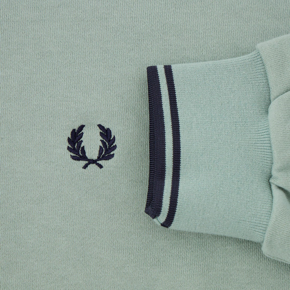 FRED PERRY [フレッドペリー] 別注 フードロゴ刺繍スウェットパーカー [FPM-26A-012JF] SILVER BLU