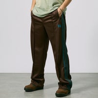 BROWN&&モデル身長：171cm 着用サイズ：L&&