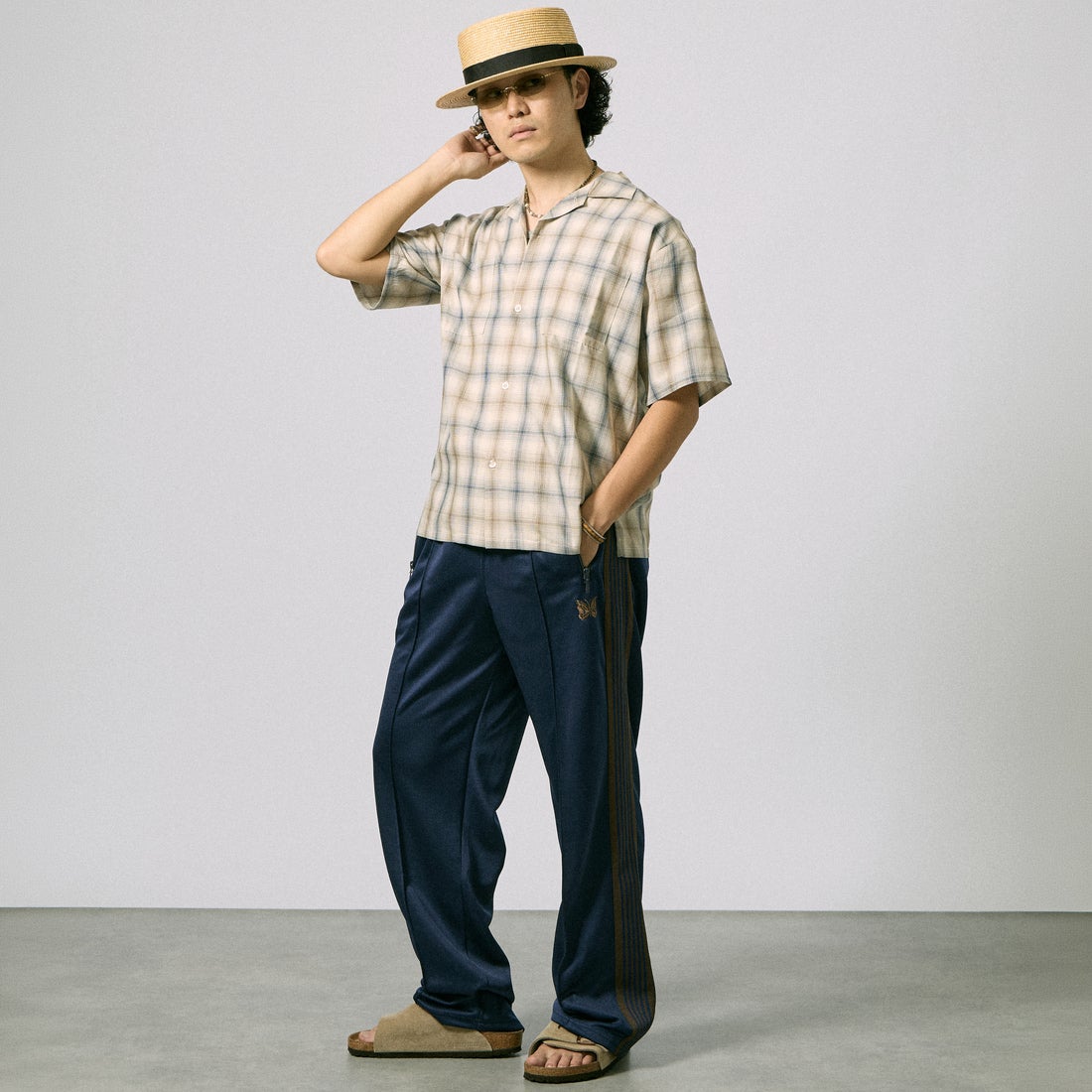 Needles [ニードルズ] 別注 レギュラートラックパンツ [SX1663-JF] NAVY &&モデル身長：171cm 着用サイズ：L&&