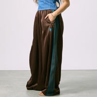BROWN&&モデル身長：162cm 着用サイズ：1&&