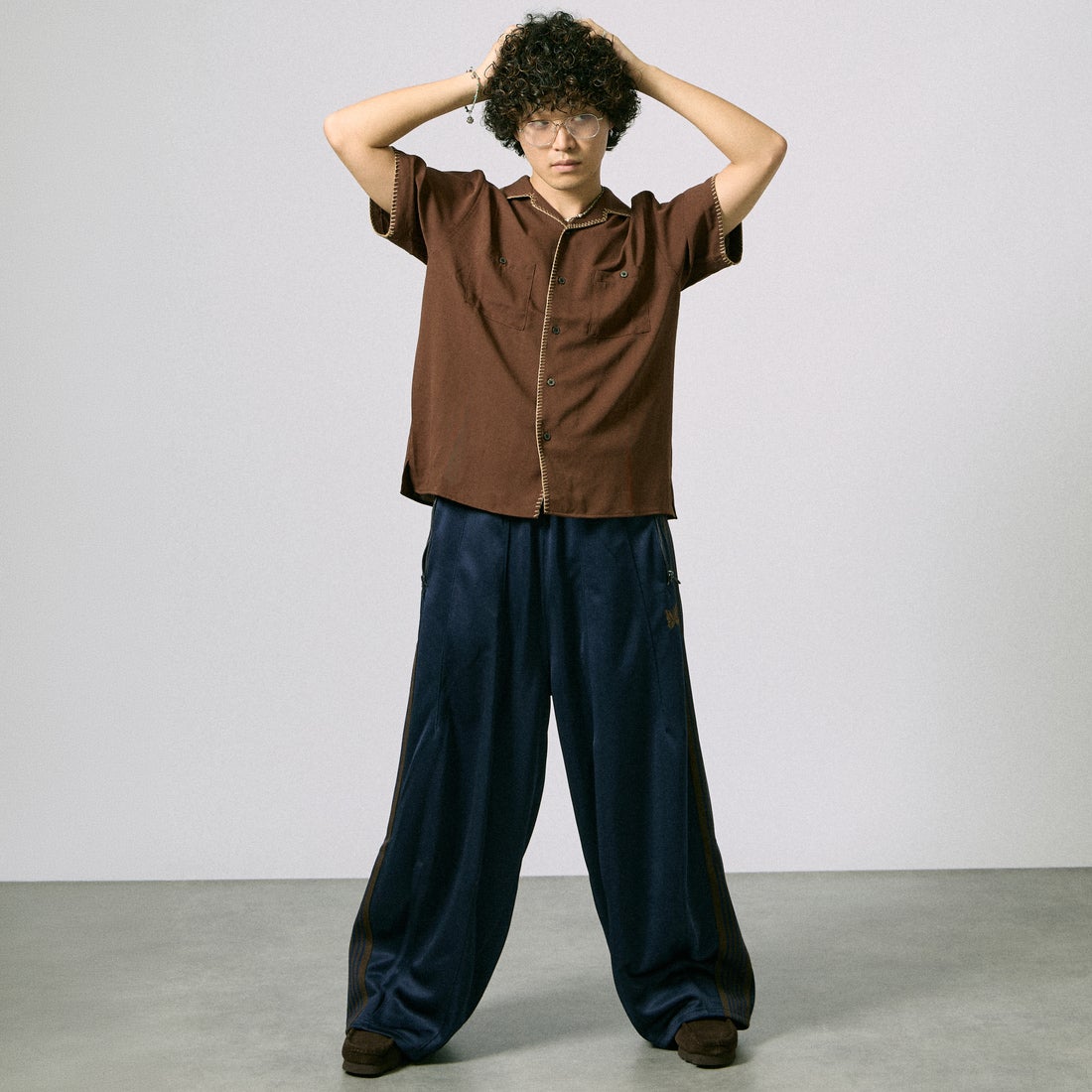 Needles [ニードルズ] 別注 ヒザデルトラックパンツ [SX1664-JF] NAVY &&モデル身長：171cm 着用サイズ：M&&