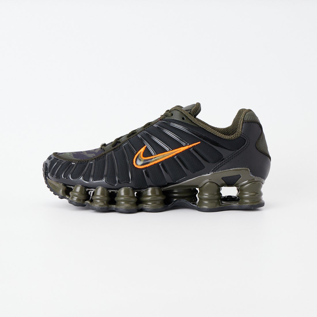 001 BLACK