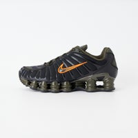 001 BLACK