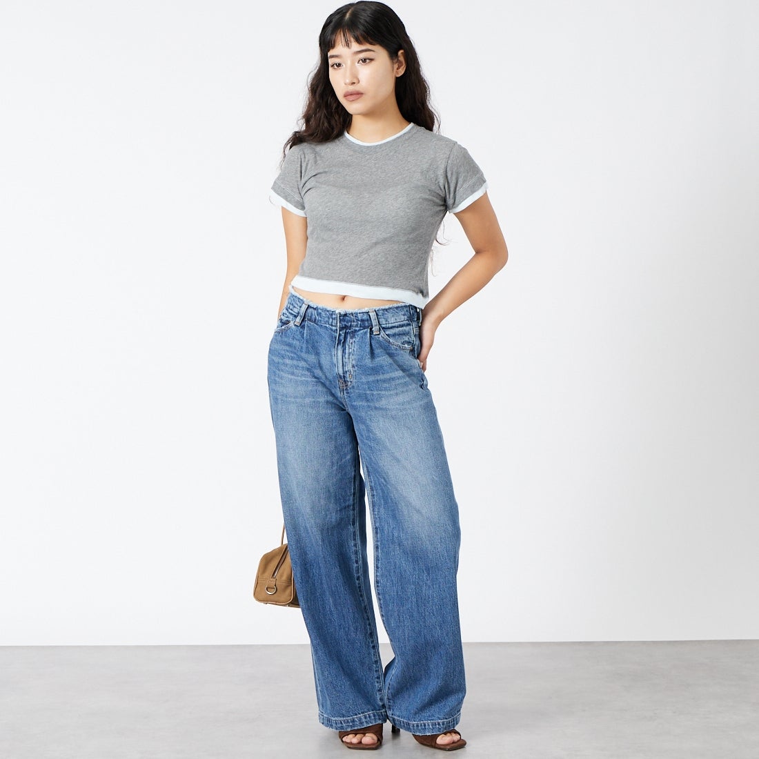 RED CARD TOKYO [レッドカード トーキョー] ルーズストレートデニム Edit [70W13701IMD] K-IND MID &&モデル身長：162cm 着用サイズ：22&&