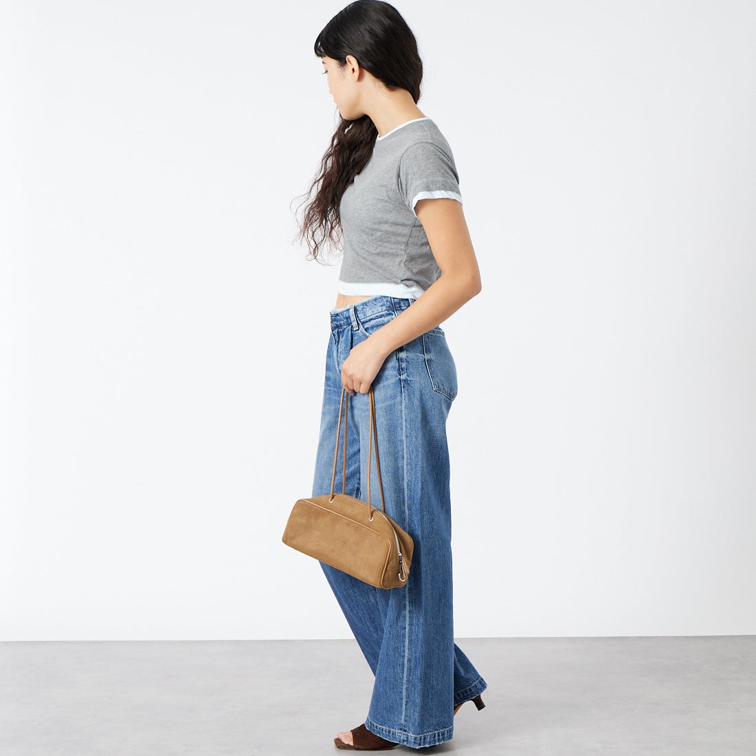 RED CARD TOKYO [レッドカード トーキョー] ルーズストレートデニム Edit [70W13701IMD] K-IND MID &&モデル身長：162cm 着用サイズ：22&&