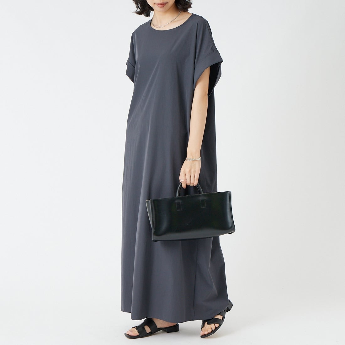 CLOCHE [クロシェ] 接触冷感コクーンワンピース [65285599] ﾁｬｺｰﾙ &&モデル身長：162cm 着用サイズ：F&&