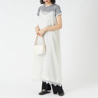 06 O.WHITE&&モデル身長：162cm 着用サイズ：F&&