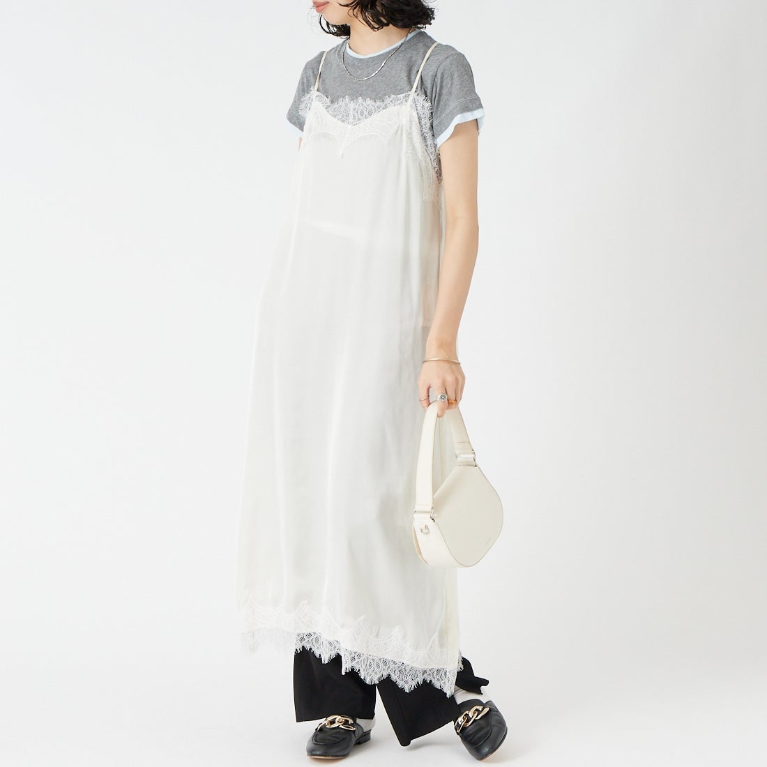 TORRAZZO DONNA [トラッゾドンナ] レースサテンキャミソールドレス [6267-401] 06 O.WHITE &&モデル身長：162cm 着用サイズ：F&&