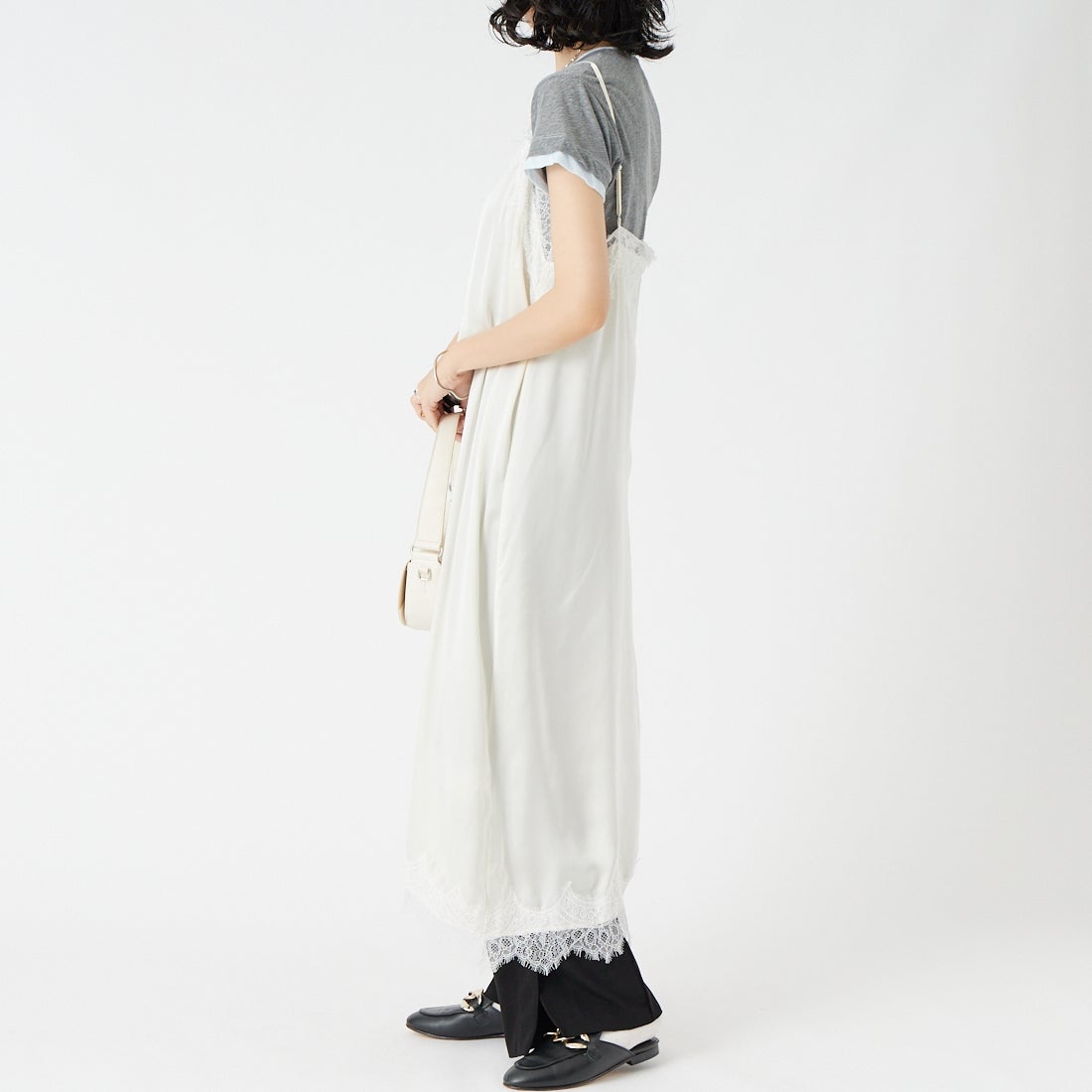 TORRAZZO DONNA [トラッゾドンナ] レースサテンキャミソールドレス [6267-401] 06 O.WHITE &&モデル身長：162cm 着用サイズ：F&&