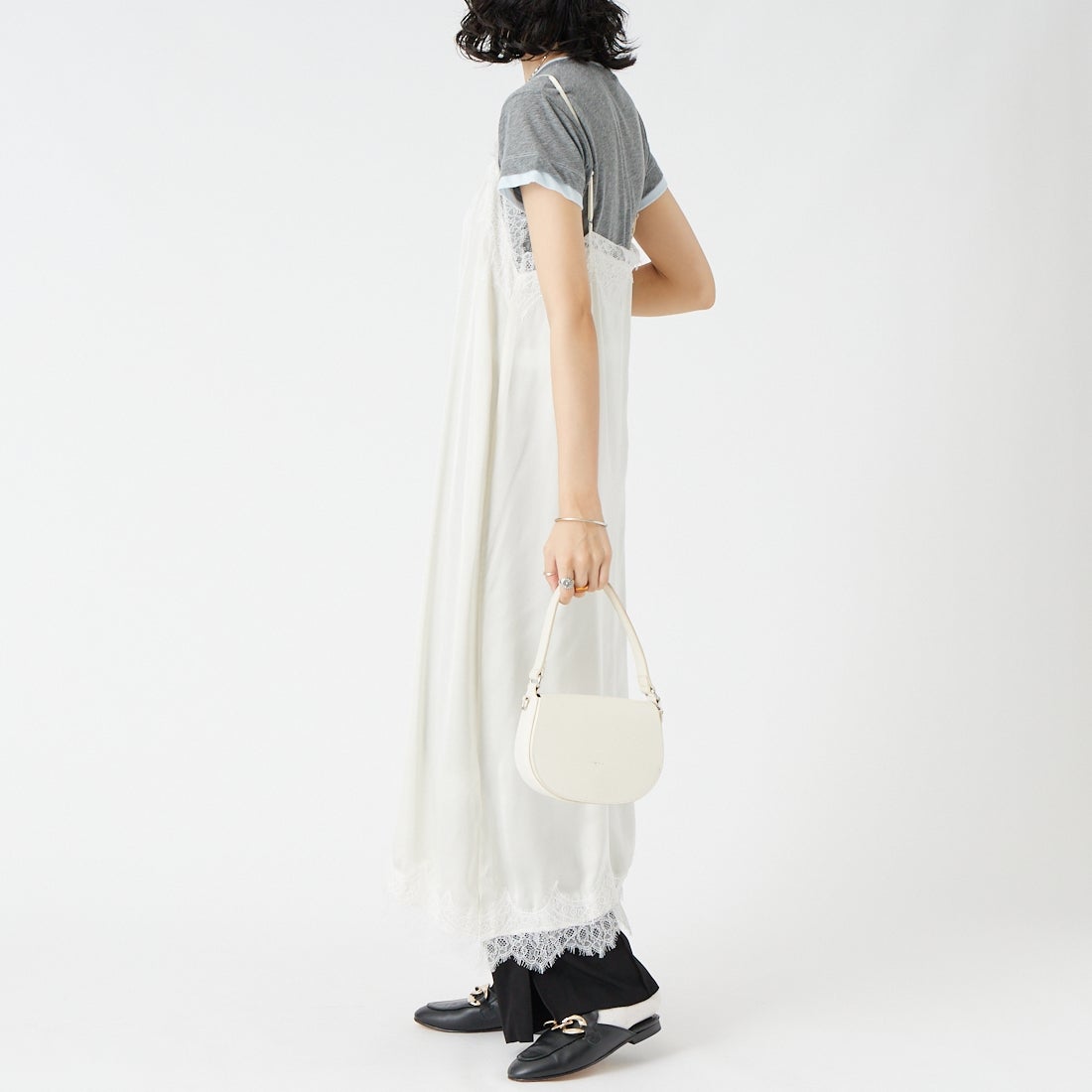 TORRAZZO DONNA [トラッゾドンナ] レースサテンキャミソールドレス [6267-401] 06 O.WHITE &&モデル身長：162cm 着用サイズ：F&&