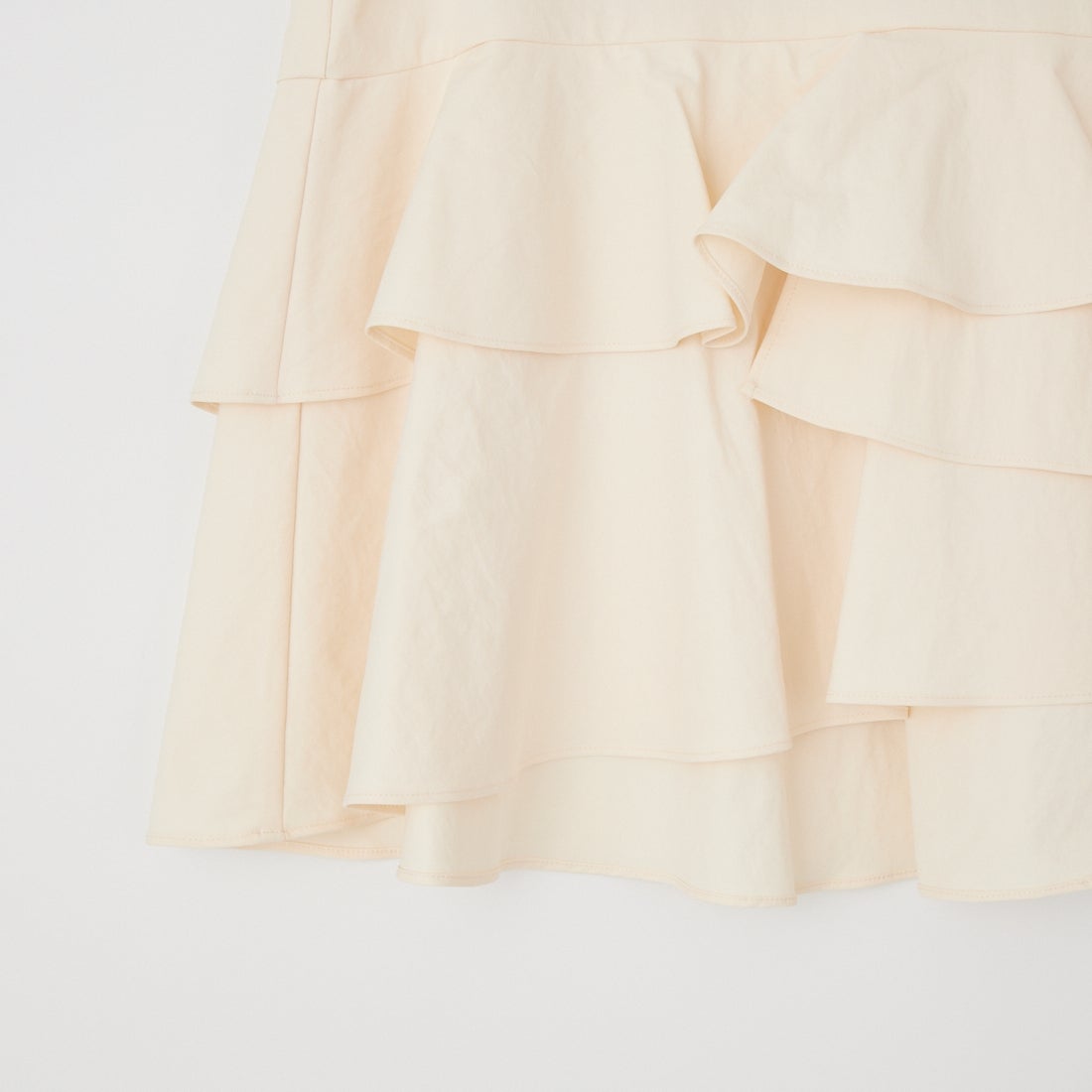 CHIGNON [シニヨン] ソフトタフタペプラムブラウス [1863-603KK] IVORY