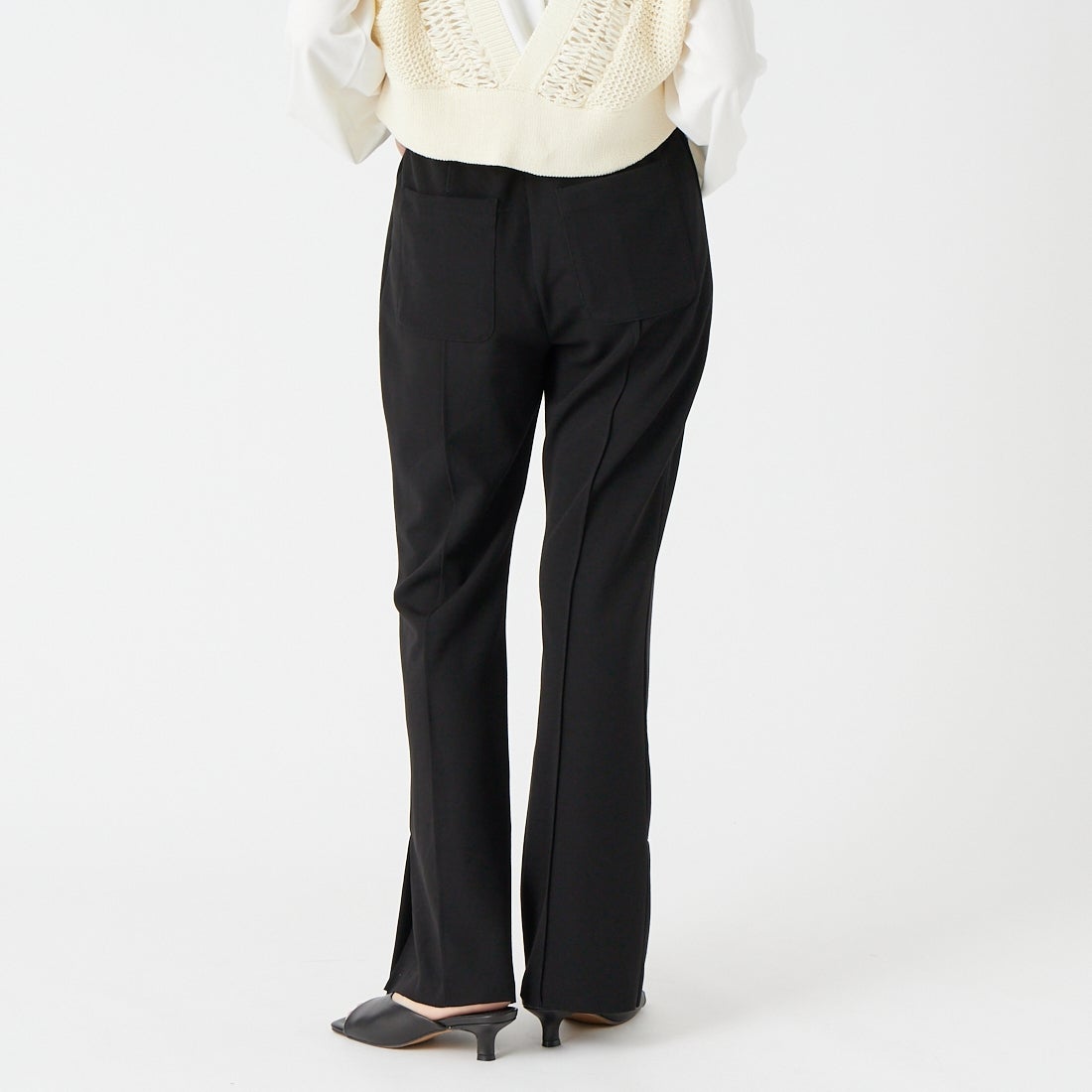CHIGNON [シニヨン] ソフトリブフレアパンツ [3861-069-2GL] BLACK &&モデル身長：162cm 着用サイズ：38&&