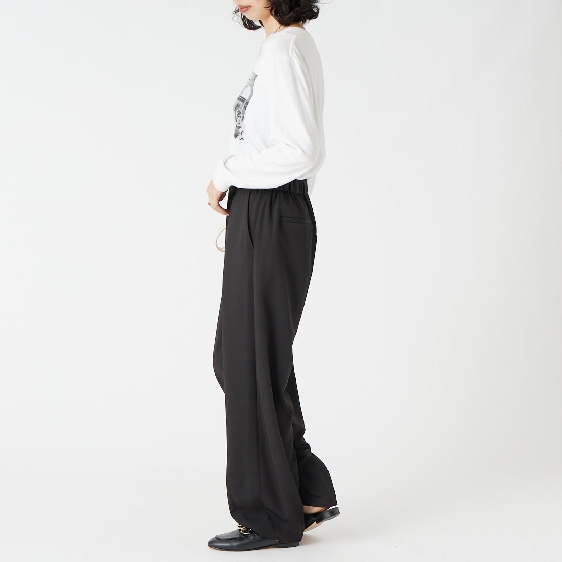 CHIGNON [シニヨン] ドレープコクーンパンツ [3263-625MK] BLACK &&モデル身長：162cm 着用サイズ：38&&