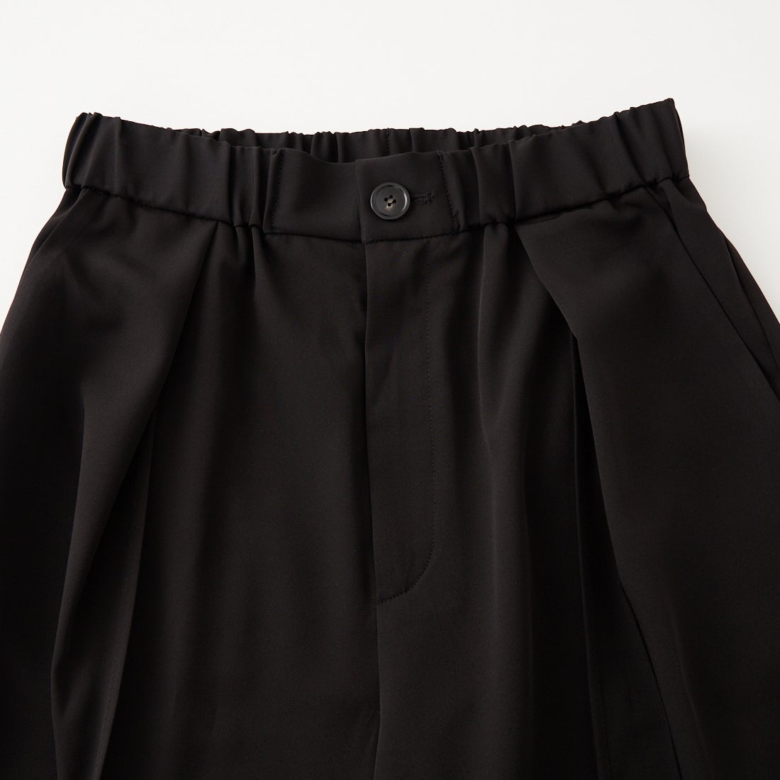 CHIGNON [シニヨン] ドレープコクーンパンツ [3263-625MK] BLACK