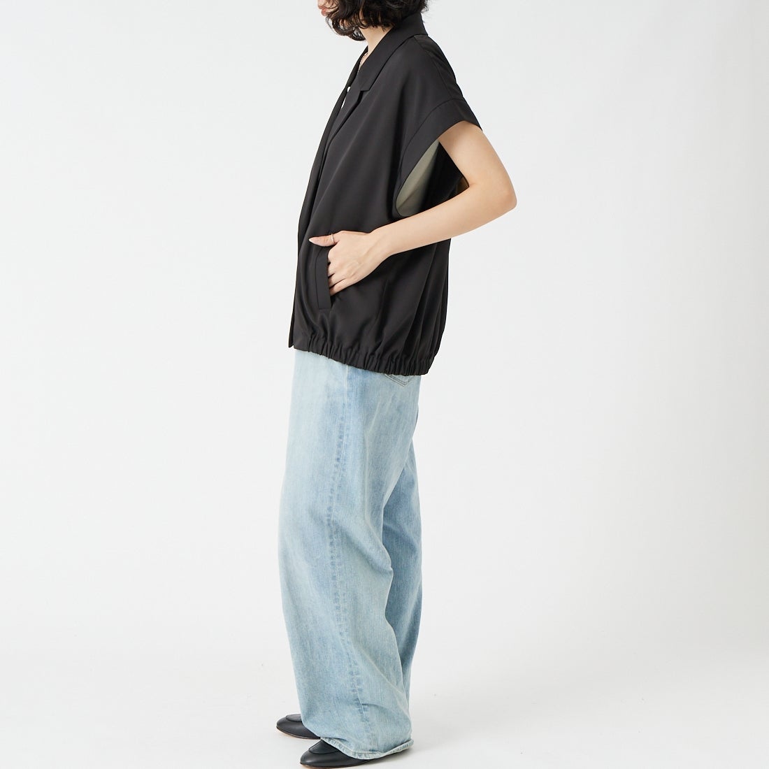 CHIGNON [シニヨン] オーバーフォルムダブルジレ [4263-623MK] BLACK &&モデル身長：162cm 着用サイズ：F&&