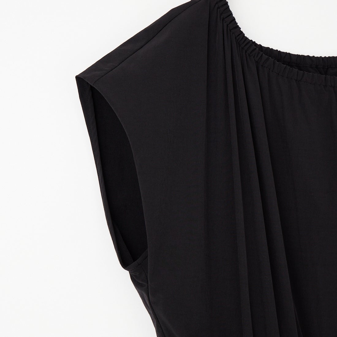 CHIGNON [シニヨン] エアイーズマルチオールインワン [3563-629MK] BLACK