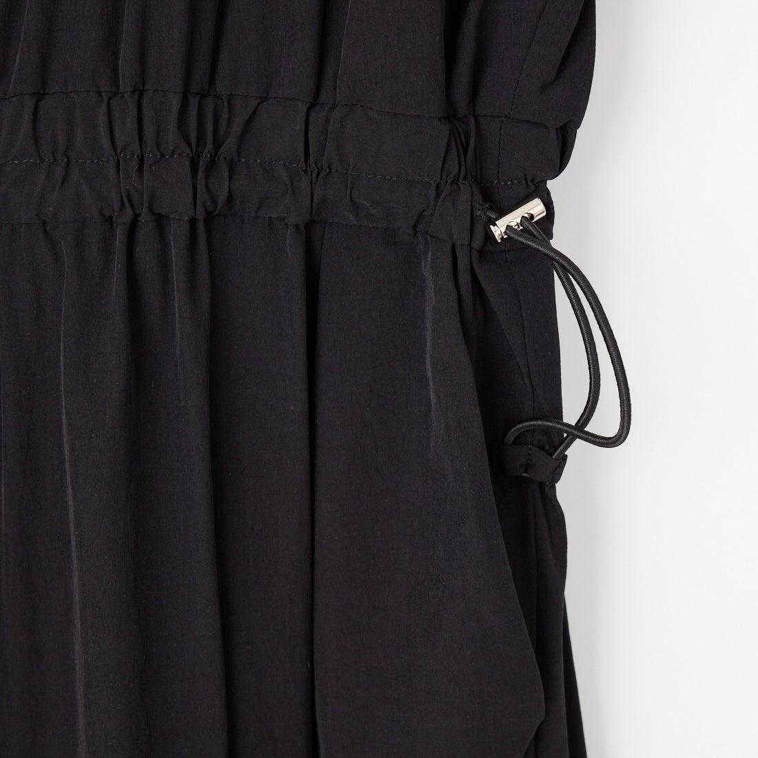 CHIGNON [シニヨン] エアイーズマルチオールインワン [3563-629MK] BLACK