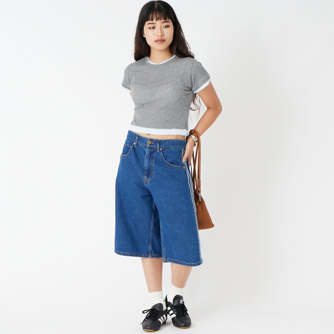 adidas Originals [アディダス オリジナルス] ファイアーバード アディカラーデニムショーツ [I8799] KD1500 &&モデル身長：162cm 着用サイズ：30&&