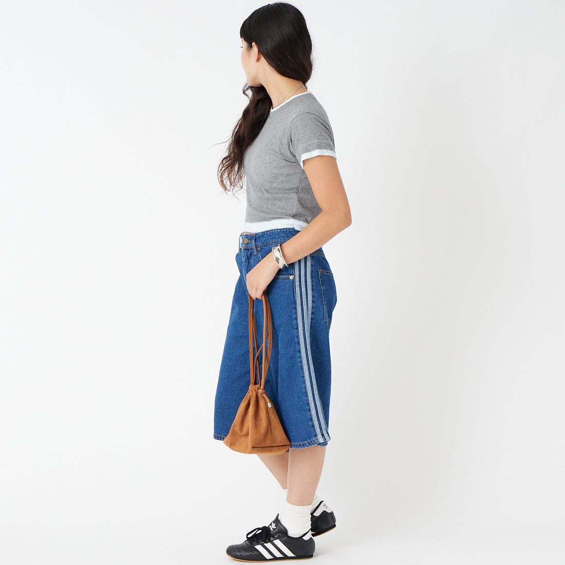 adidas Originals [アディダス オリジナルス] ファイアーバード アディカラーデニムショーツ [I8799] KD1500 &&モデル身長：162cm 着用サイズ：30&&
