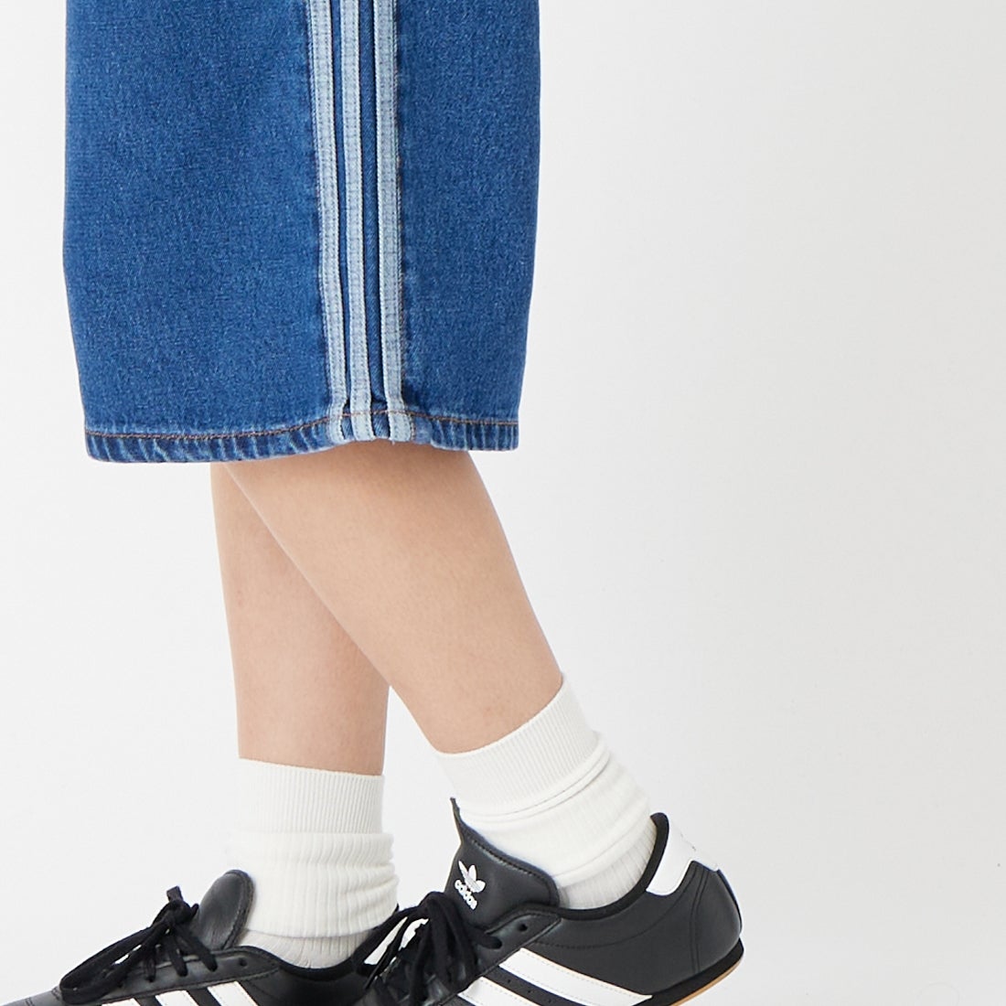 adidas Originals [アディダス オリジナルス] ファイアーバード アディカラーデニムショーツ [I8799] KD1500 &&モデル身長：162cm 着用サイズ：30&&