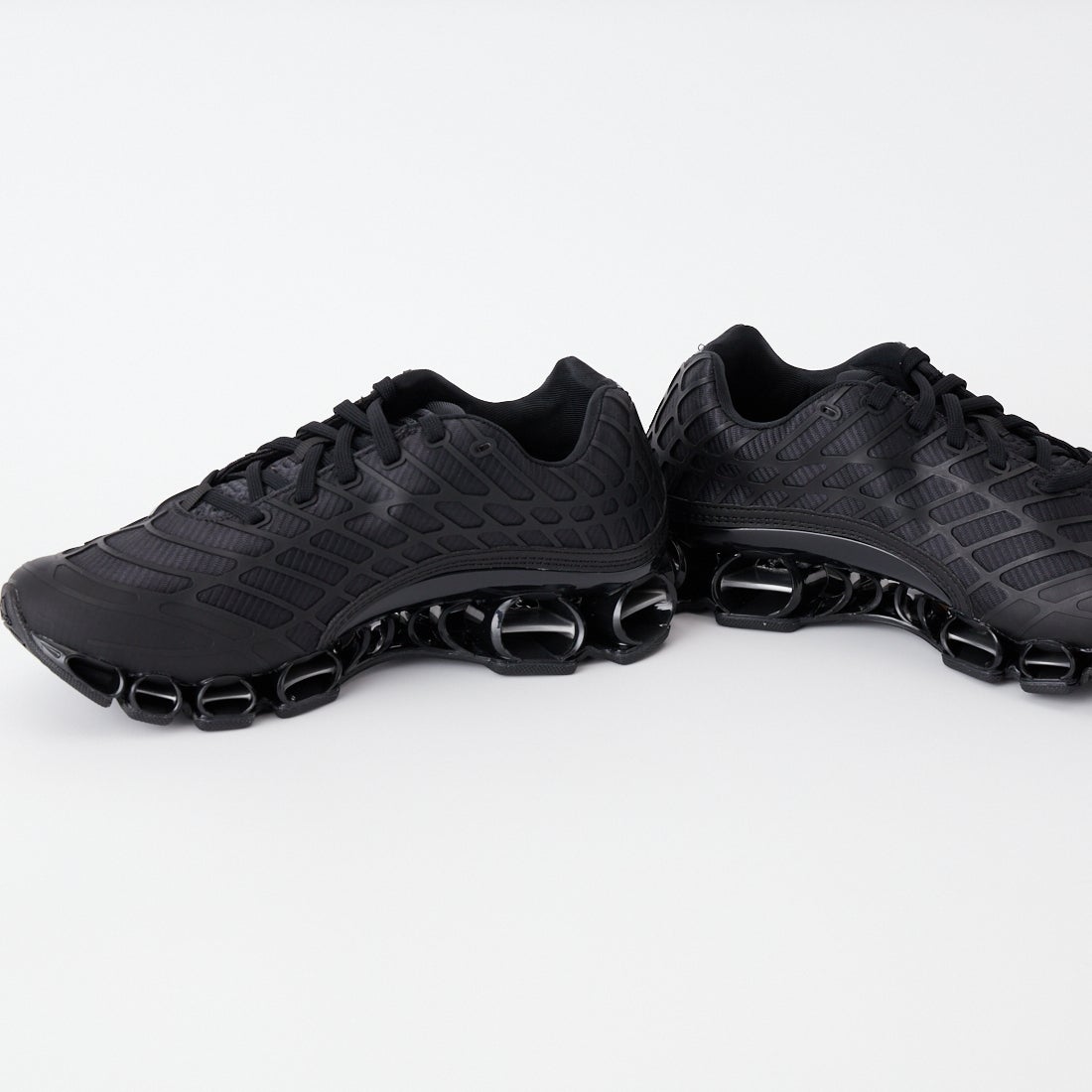 adidas Originals [アディダス オリジナルス] メガライド F50 [MEGARIDE-F50] HQ9343