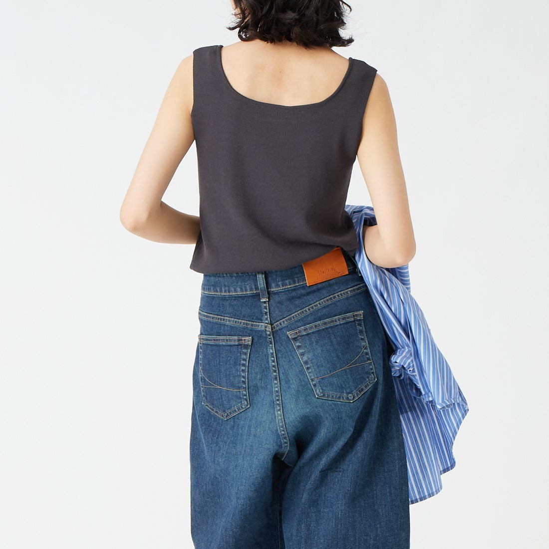 CLOCHE [クロシェ] スクエアニットタンクトップ [65285508] ﾁｬｺｰﾙ &&モデル身長：162cm 着用サイズ：2&&