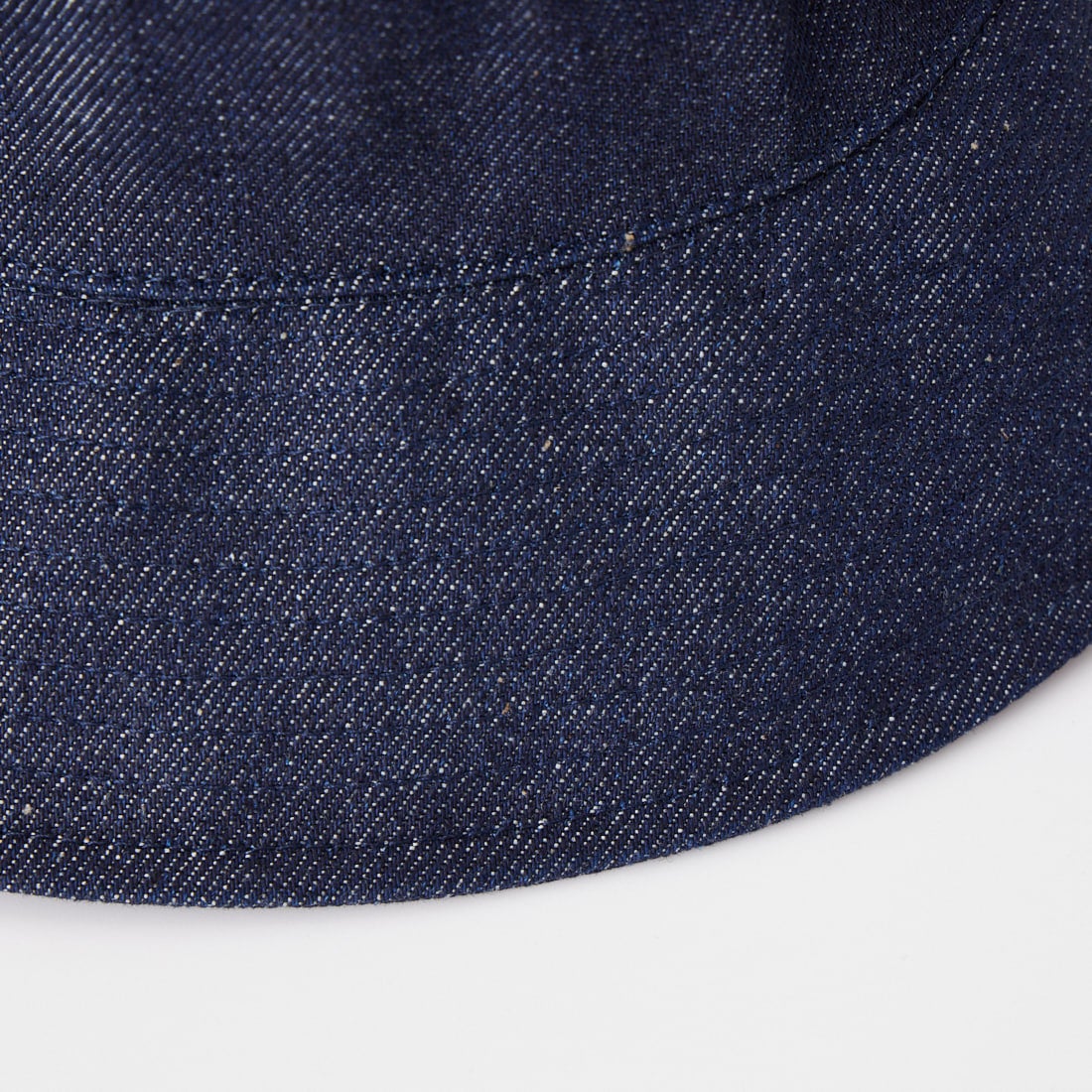 A.P.C. × FRGMT [アー・ペー・セー × フラグメントデザイン] Rain Man バケットハット [BOB-RAIN-MAN] 37 INDIGO