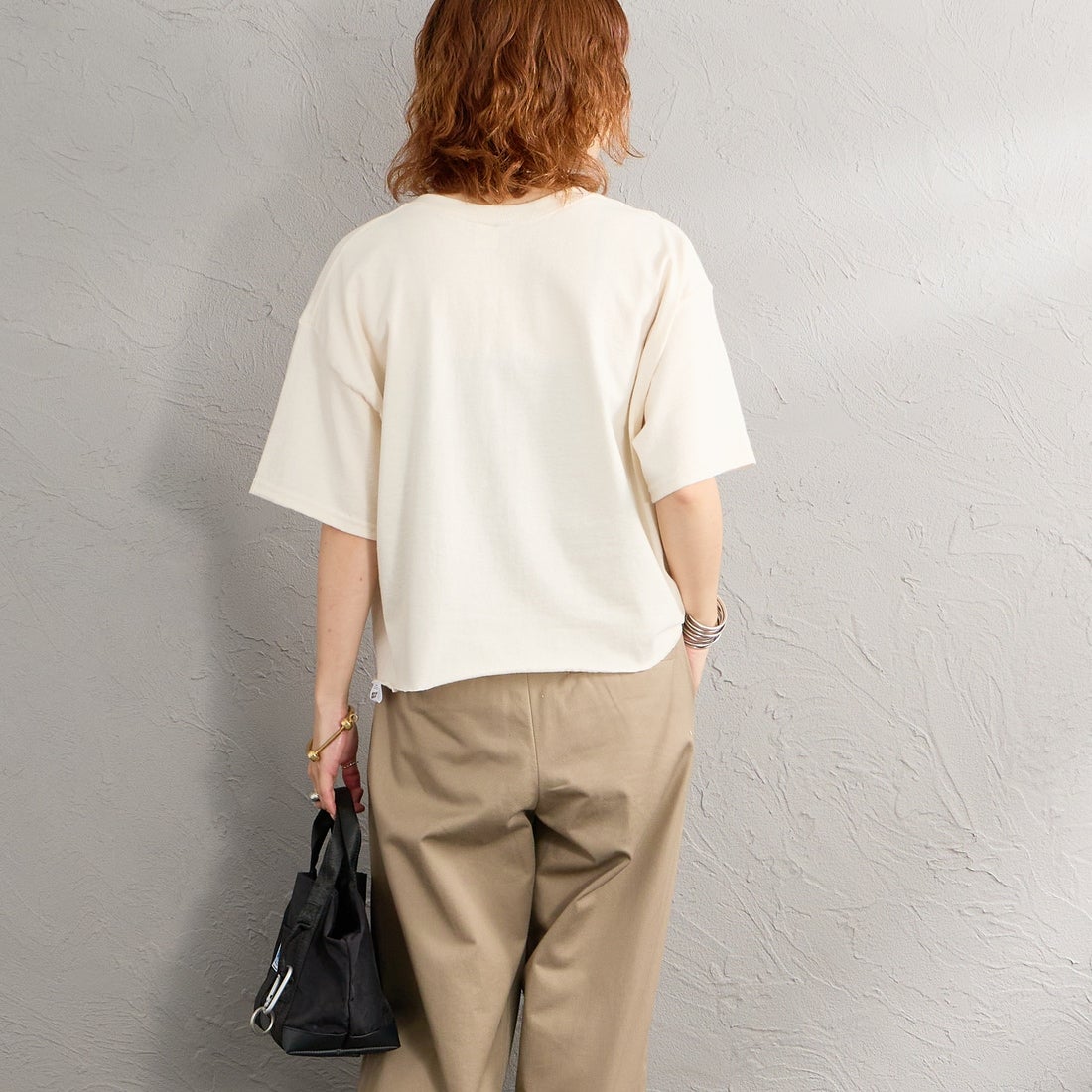 SCREEN STARS [スクリーンスターズ] 別注 偉人プリントTシャツ [26SS-SSBTGRIN-JF] NATURAL2 &&モデル身長：158cm 着用サイズ：F&&