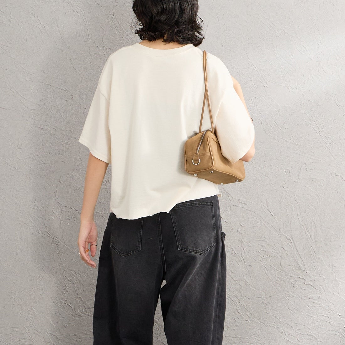 SCREEN STARS [スクリーンスターズ] 別注 偉人プリントTシャツ [26SS-SSBTGRIN-JF] NATURAL1 &&モデル身長：162cm 着用サイズ：F&&