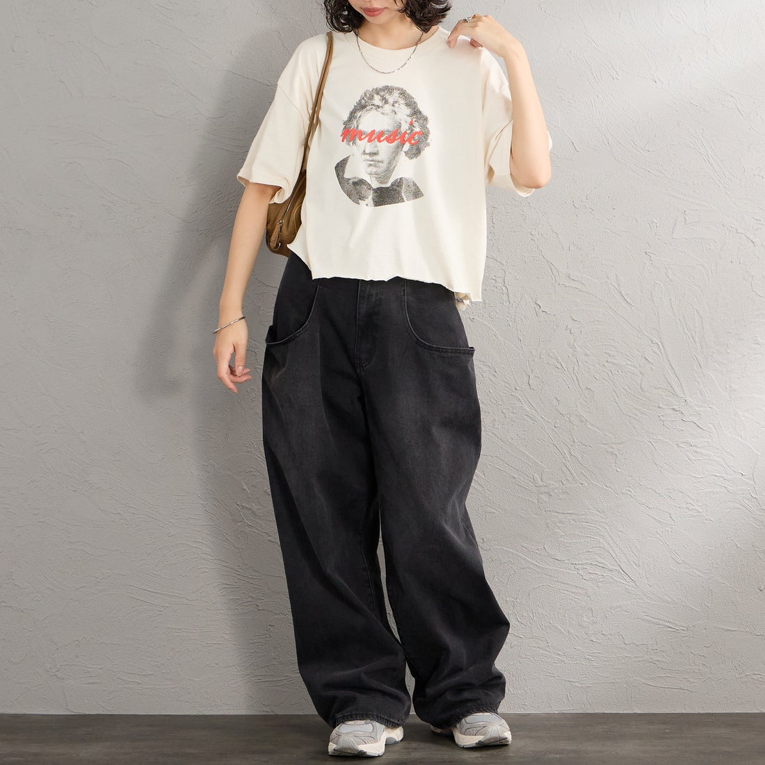SCREEN STARS [スクリーンスターズ] 別注 偉人プリントTシャツ [26SS-SSBTGRIN-JF] NATURAL1 &&モデル身長：162cm 着用サイズ：F&&