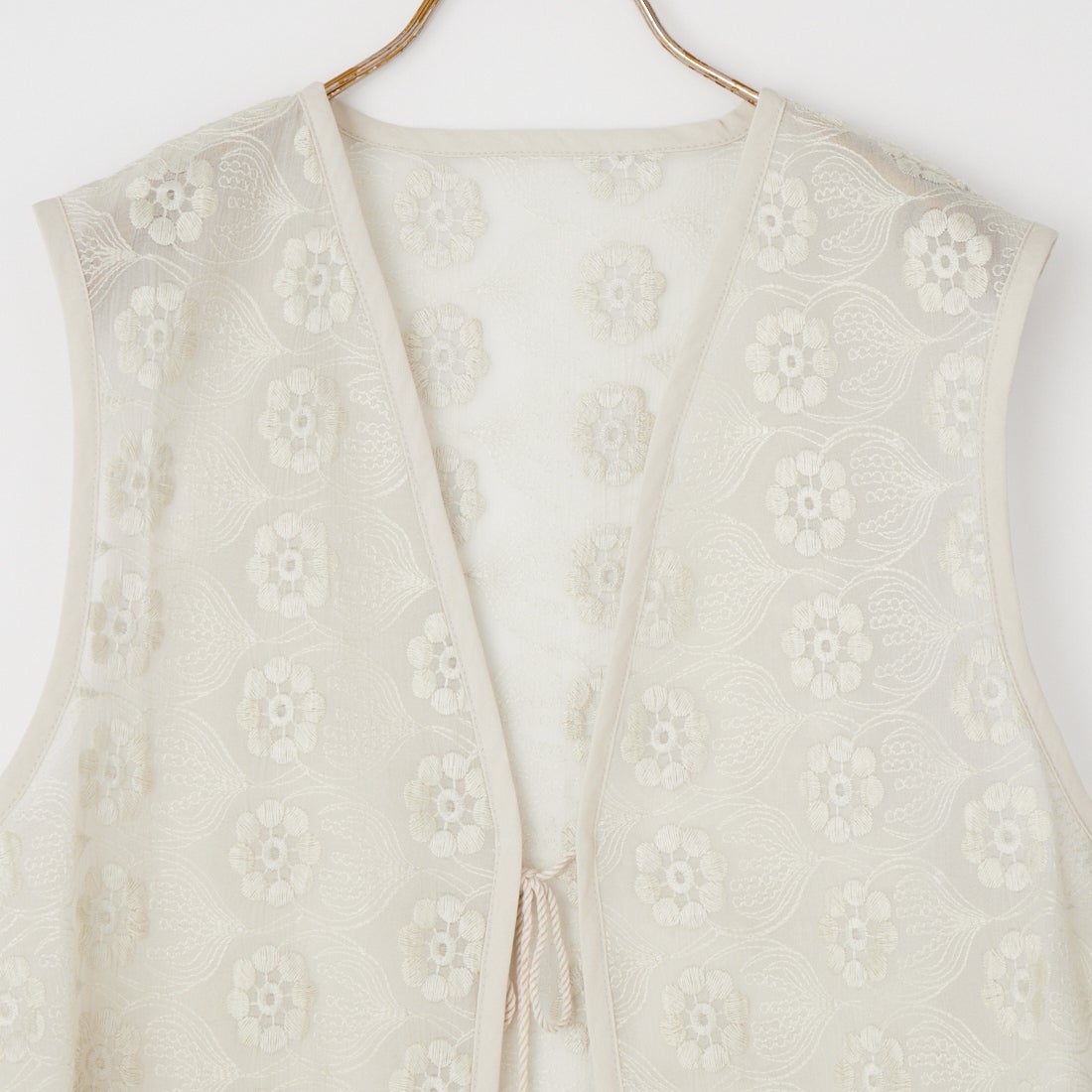 Kelen [ケレン] シアー花柄モチーフ刺繍ベスト BOGO [LKL26SBL2285] FADEGRAY